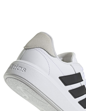 Tenis Adidas para niño Courtblock J