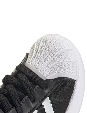 Tenis Adidas para niño Superstar