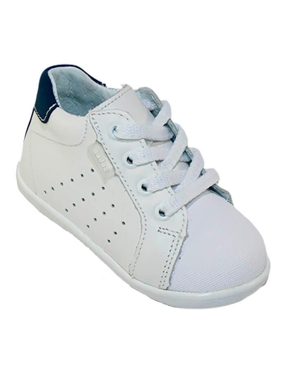 Zapato de piel para niño