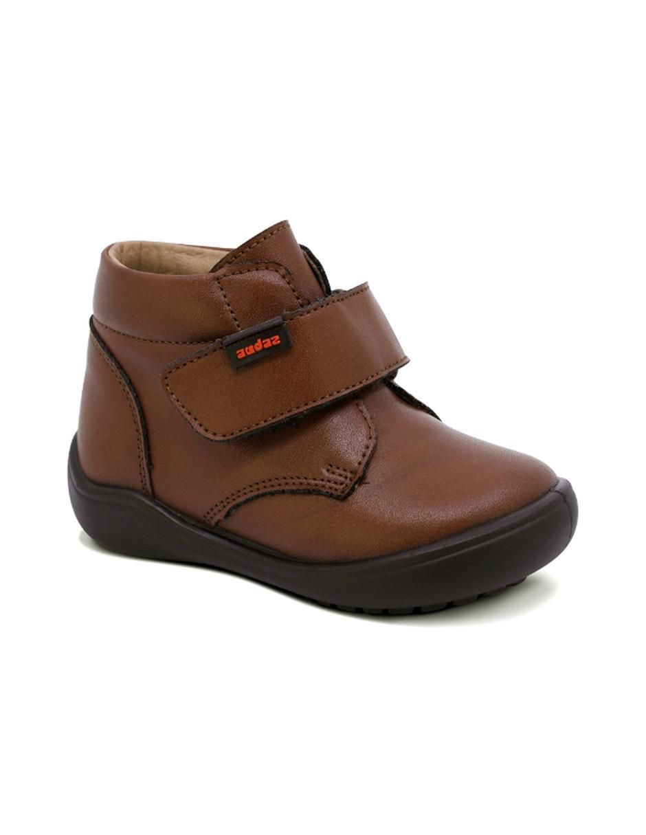 Bota de piel para niño